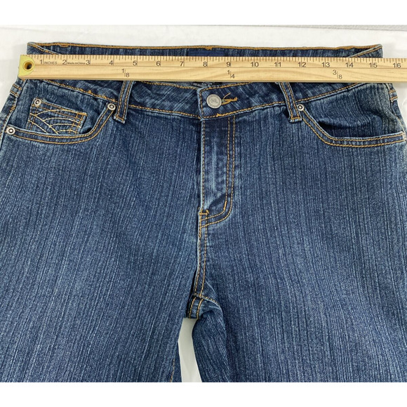 Deja Bleu Jeans Womens Size 8 Back Flap Pockets Medium Wash Denim Embroidery - Picture 5 of 11